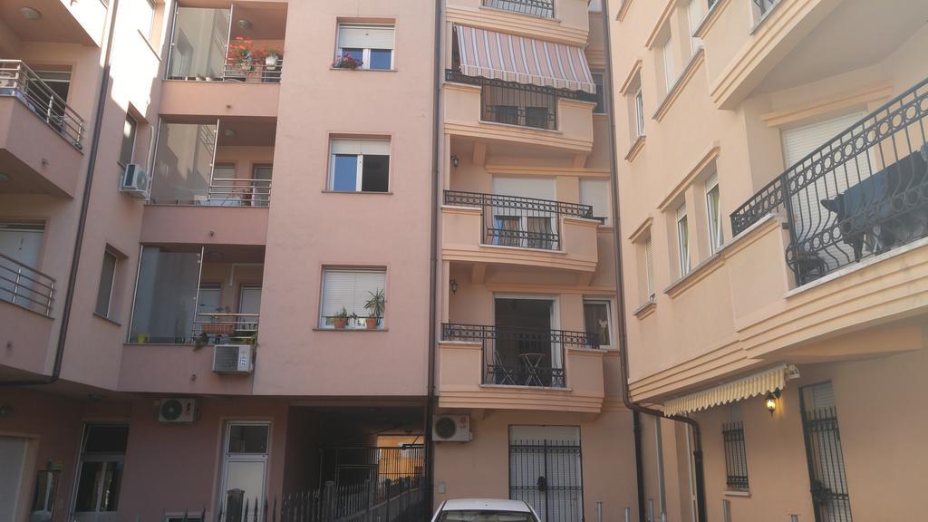 Apartman Snow White โนวีซาด ภายนอก รูปภาพ