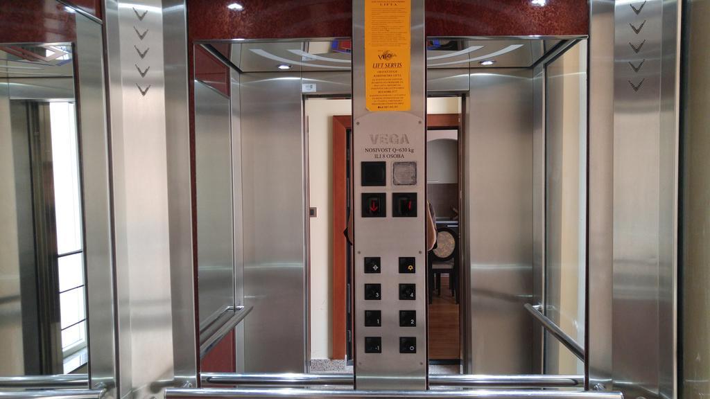 Apartman Snow White โนวีซาด ภายนอก รูปภาพ