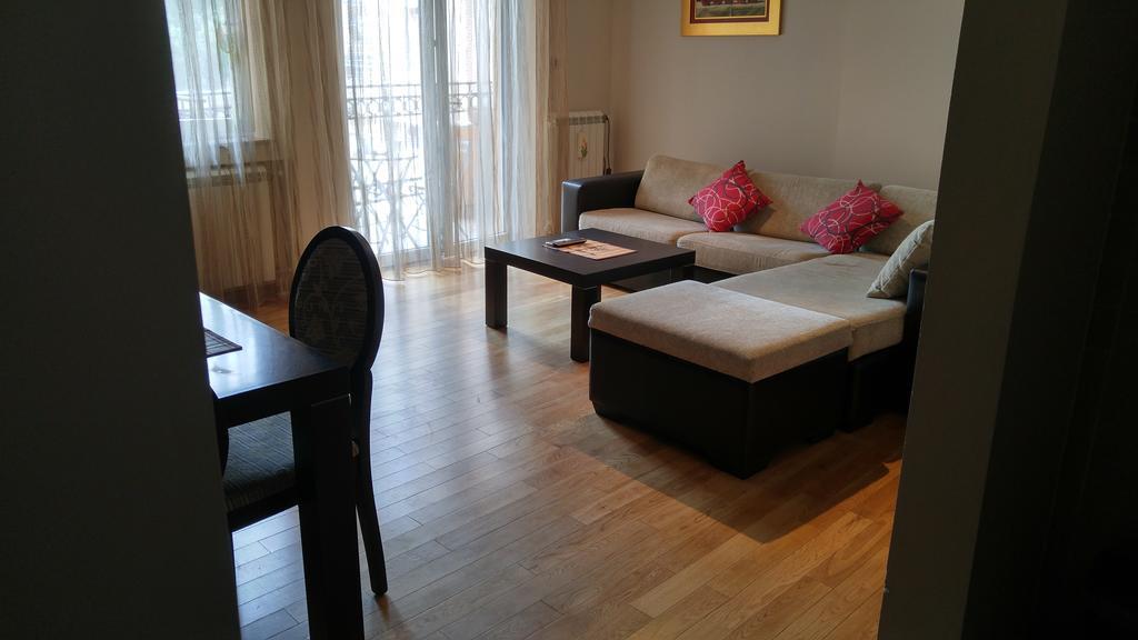 Apartman Snow White โนวีซาด ภายนอก รูปภาพ