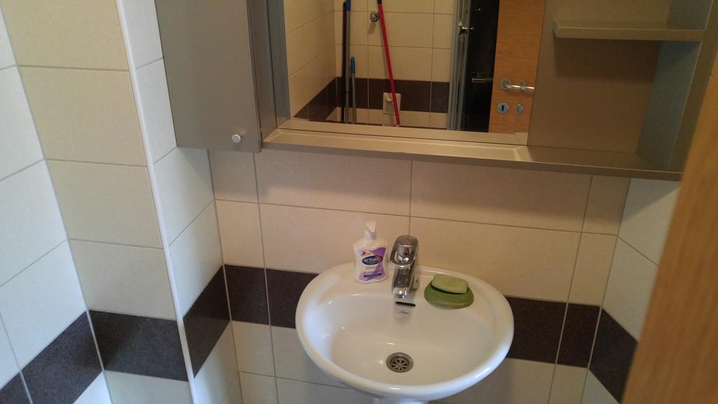 Apartman Snow White โนวีซาด ภายนอก รูปภาพ